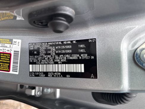 Used 2021 Toyota Highlander XSE AWD/4WD image 33