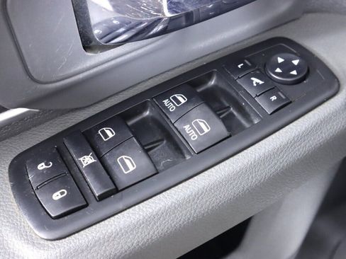 Used 2017 RAM 2500 SLT w/ Luxury Group AWD/4WD image 26