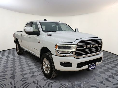 Used 2024 RAM 2500 Laramie AWD/4WD image 6