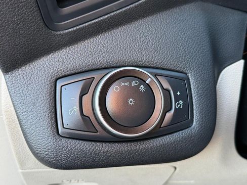 Used 2017 Ford C-MAX SE w/ Interior Protection Package image 31