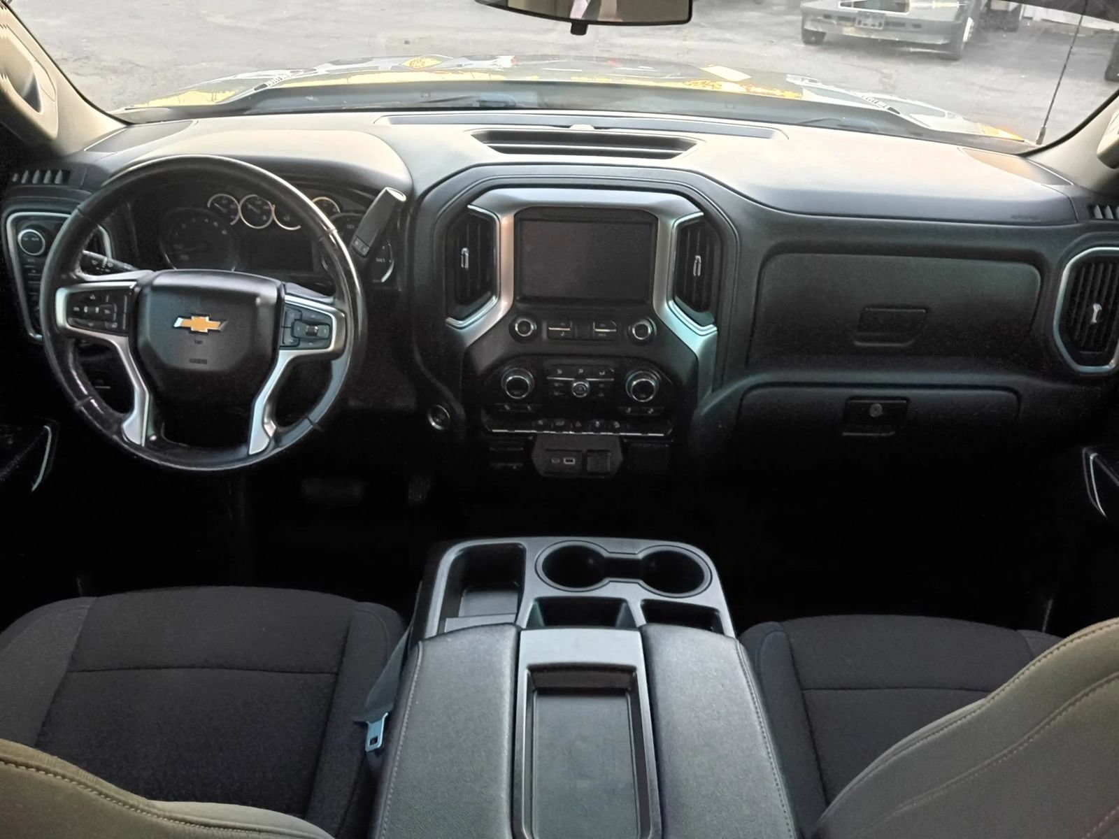 Used 2021 Chevrolet Silverado 1500 LT w/ Z71 Off-Road Package AWD/4WD image 23
