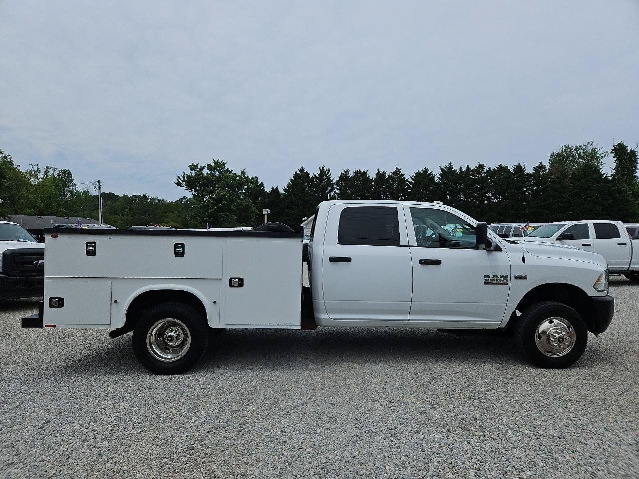 Used 2016 RAM 3500 Tradesman AWD/4WD image 6