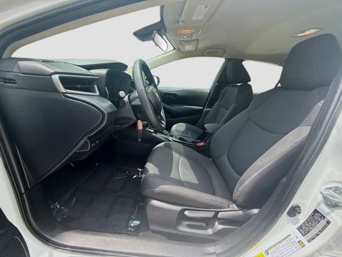 Used 2022 Toyota Corolla LE FWD image 17
