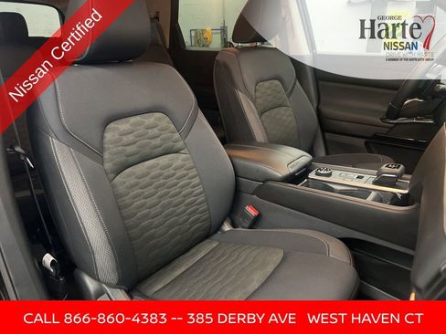 Certified 2025 Nissan Pathfinder SV w/ SV Premium Package image 46