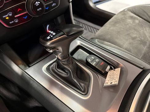 Used 2020 Dodge Charger Scat Pack w/ Dynamics Package RWD image 27
