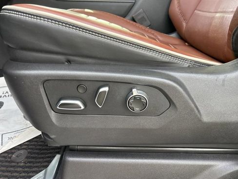 Used 2024 GMC Sierra 1500 Denali Ultimate image 16