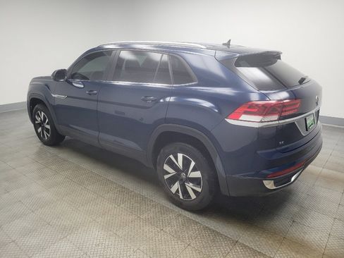 Used 2023 Volkswagen Atlas Cross Sport SE image 3