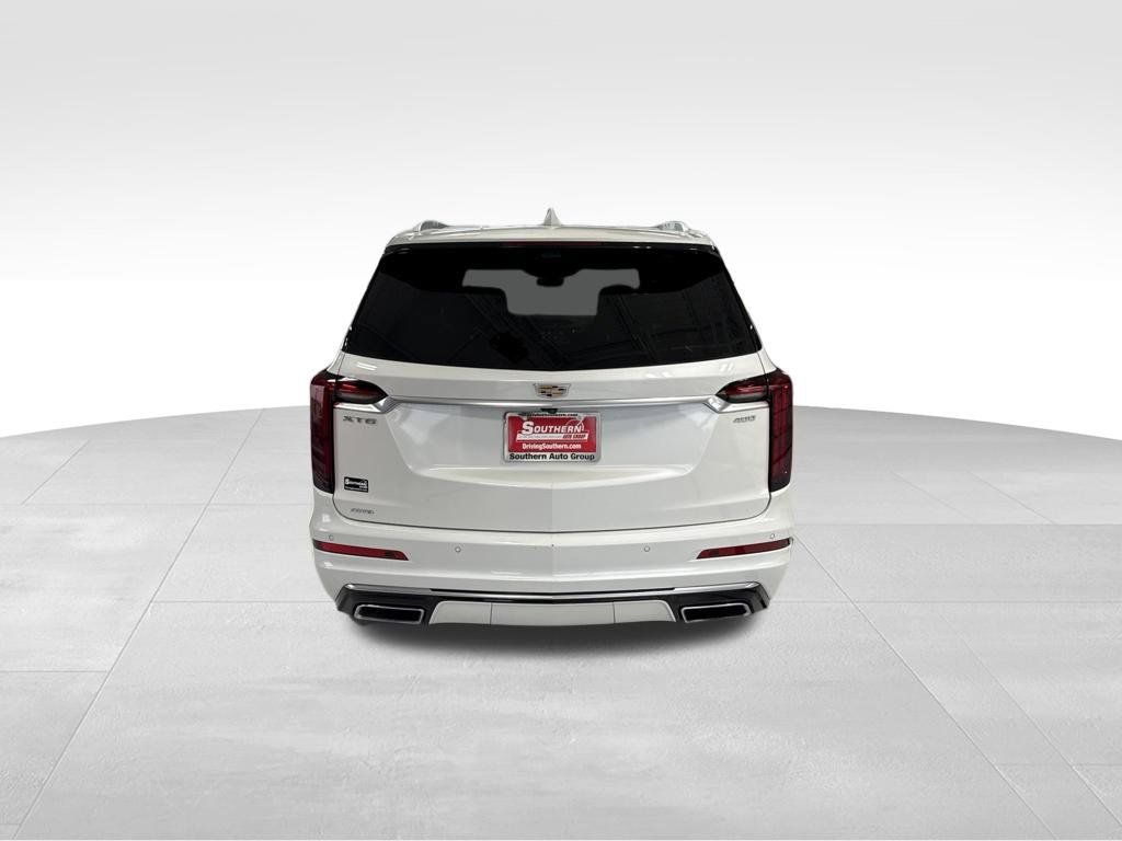 Used 2022 Cadillac XT6 Premium Luxury w/ Technology Package AWD/4WD image 7