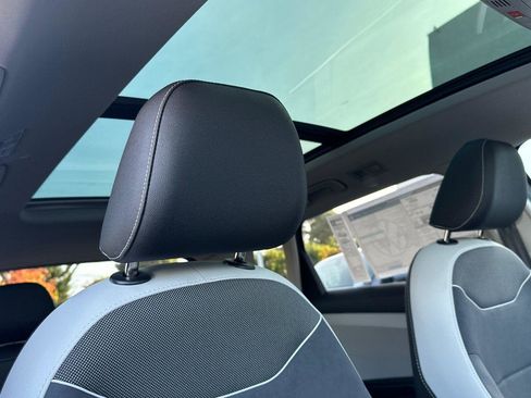 New 2026 Volkswagen Taos SE image 16