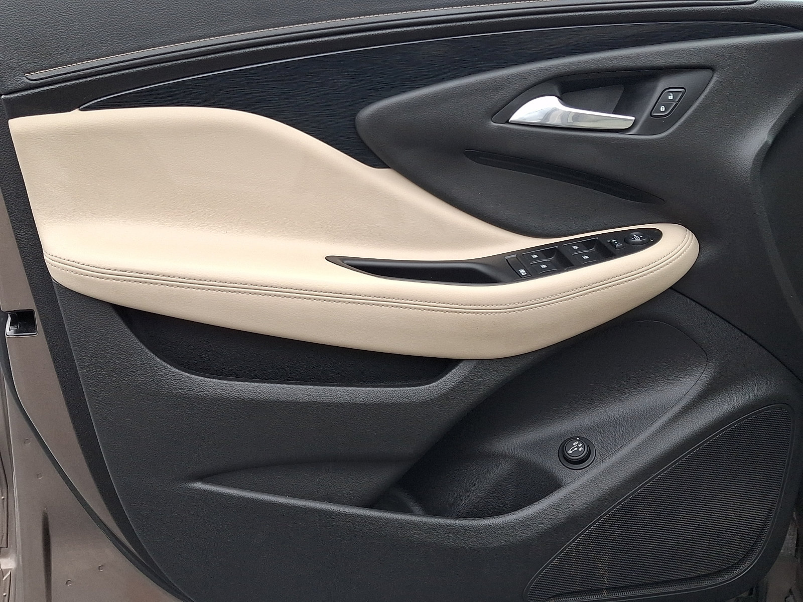 Used 2018 Buick Envision Preferred FWD image 13
