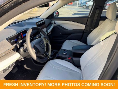 Used 2023 Ford Mustang Mach-E Premium image 8
