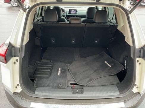 Used 2023 Nissan Rogue SV w/ SV Premium B Package image 21