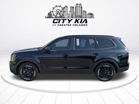 Certified 2025 Kia Telluride SX Prestige AWD/4WD image 3