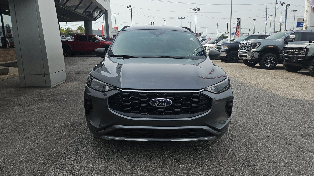 Used 2023 Ford Escape ST-Line FWD image 7