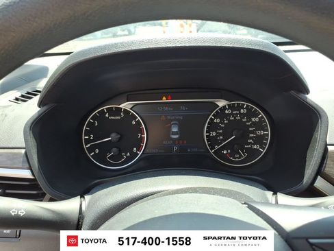 Used 2024 Nissan Altima 2.5 SV FWD image 19