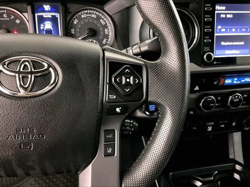 Used 2022 Toyota Tacoma TRD Off-Road w/ TRD Premium Off Road Package image 12