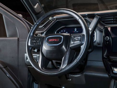 Used 2025 GMC Sierra 3500 AT4 w/ AT4 Premium Plus Package image 19