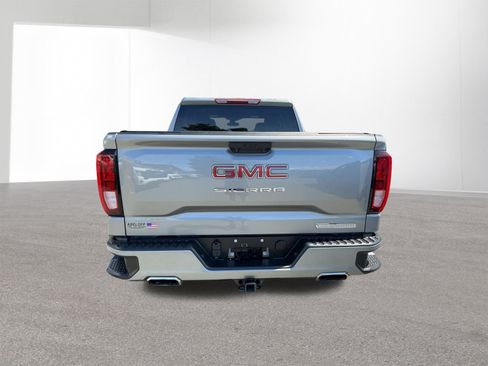 Used 2023 GMC Sierra 1500 Elevation w/ X31 Off-Road Package AWD/4WD image 4