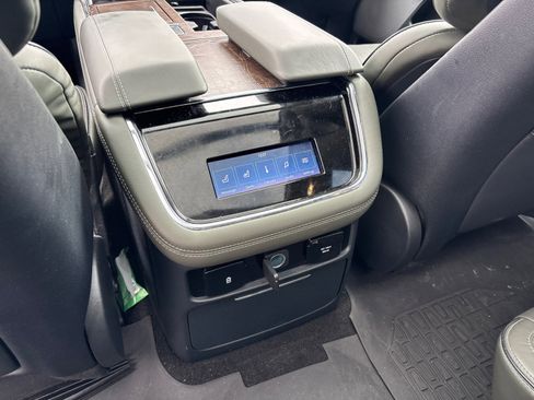 Certified 2023 Lincoln Navigator Black Label image 32