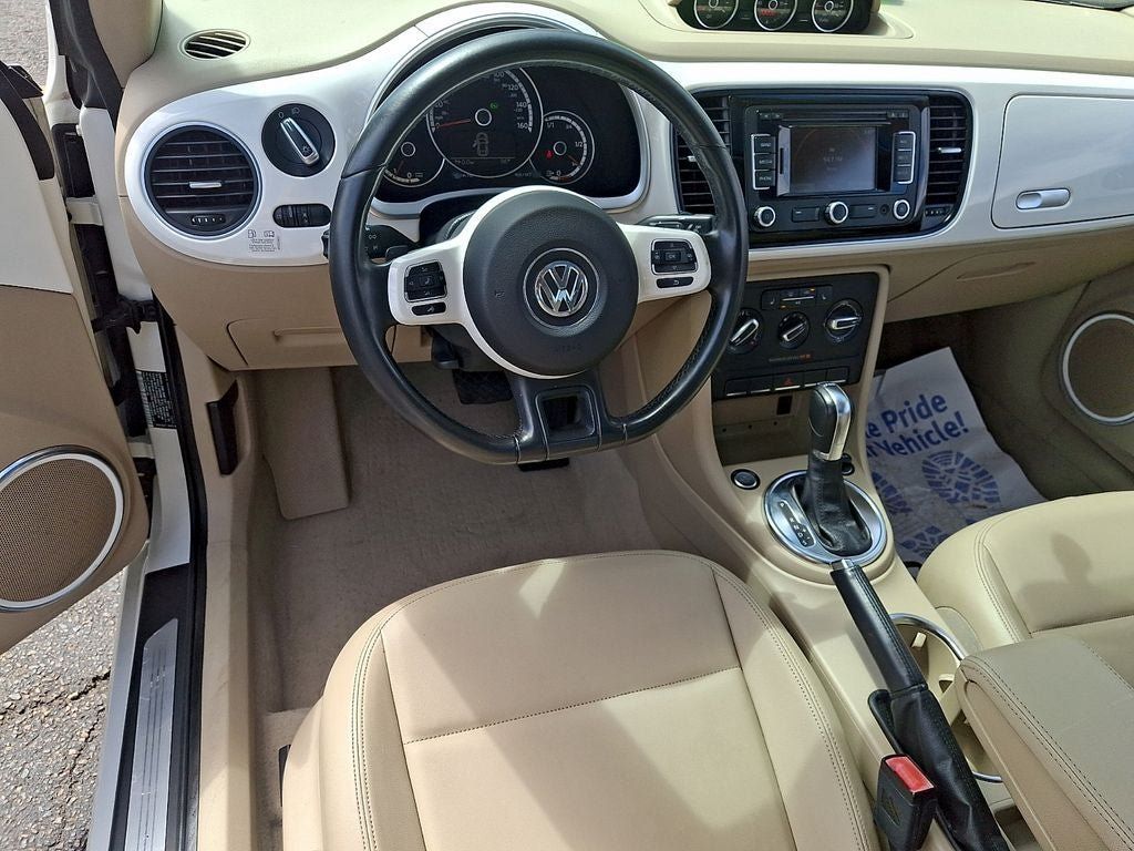 Used 2013 Volkswagen Beetle TDI FWD image 11