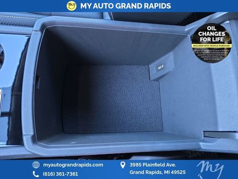 Used 2022 Volkswagen Atlas Cross Sport SE image 29