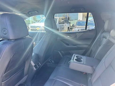 Used 2025 Chevrolet Equinox LT w/ Convenience Package II AWD/4WD image 8
