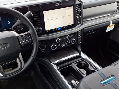 New 2025 Ford F450 Platinum image 5
