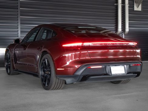 Used 2022 Porsche Taycan GTS AWD/4WD image 3