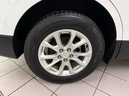 Used 2020 Chevrolet Equinox LS image 14