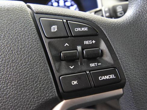 Used 2020 Hyundai Tucson Value w/ Cargo Package image 25