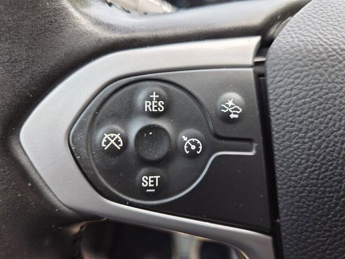 Used 2021 Chevrolet Colorado LT w/ Fleet Safety Package image 15