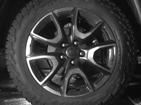 Used 2025 Jeep Compass Trailhawk image 15