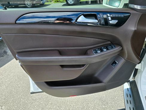 Used 2018 Mercedes-Benz GLE 350 4MATIC image 14