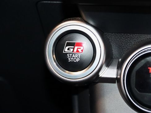 Used 2024 Toyota GR86 Premium image 49