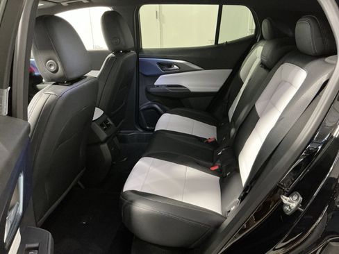 New 2026 Chevrolet Equinox EV LT image 31