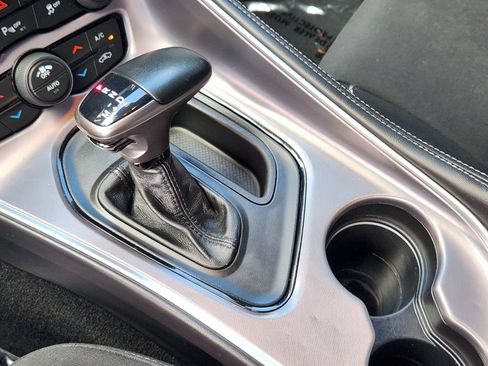 Used 2019 Dodge Challenger R/T RWD image 12