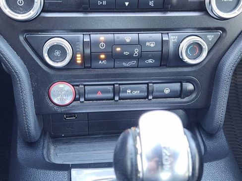 Used 2019 Ford Mustang EcoBoost image 20