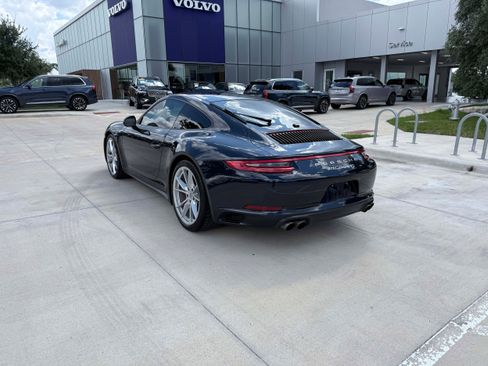 Used 2017 Porsche 911 Carrera 4S AWD/4WD image 4