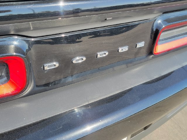Used 2019 Dodge Challenger SXT RWD image 21