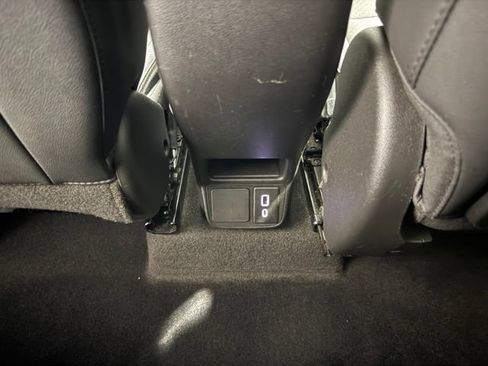 Used 2021 Buick Encore GX Select w/ Advanced Technology Package FWD image 26