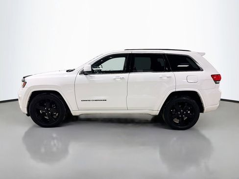 Used 2015 Jeep Grand Cherokee Altitude image 4