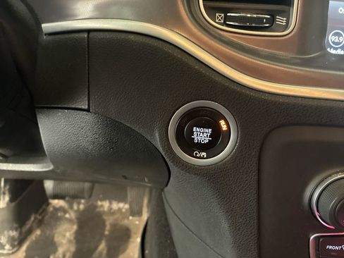 Used 2021 Dodge Charger SXT w/ Driver Convenience Group AWD/4WD image 22