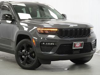 Certified 2023 Jeep Grand Cherokee Limited w/ Black Appearance Package video 3