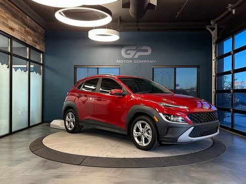 Used 2022 Hyundai Kona SEL AWD/4WD image 1