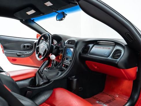 Used 2003 Chevrolet Corvette Z06 w/ Memory Package, 3 Drivers image 28