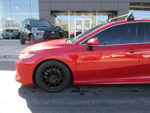 Used 2019 Toyota Camry XSE w/ Driver Assist Package image 2