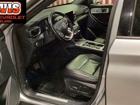 Used 2020 Ford Explorer Limited AWD/4WD image 13