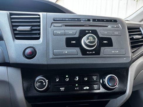 Used 2012 Honda Civic LX image 9