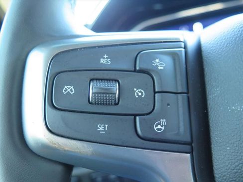 Used 2025 Chevrolet Silverado 2500 LTZ w/ LTZ Plus Package image 11