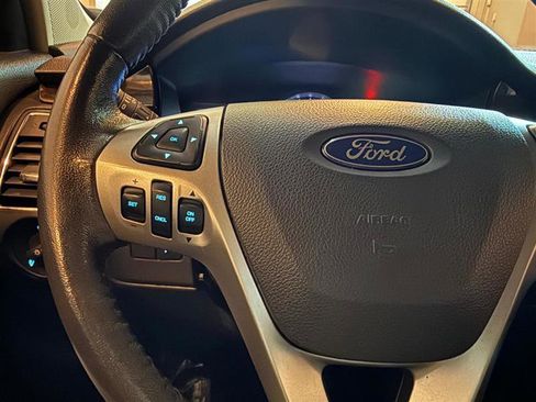 Used 2019 Ford Flex Limited image 18